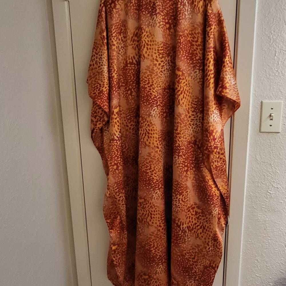Elegant Orange Patterned Women's Robe